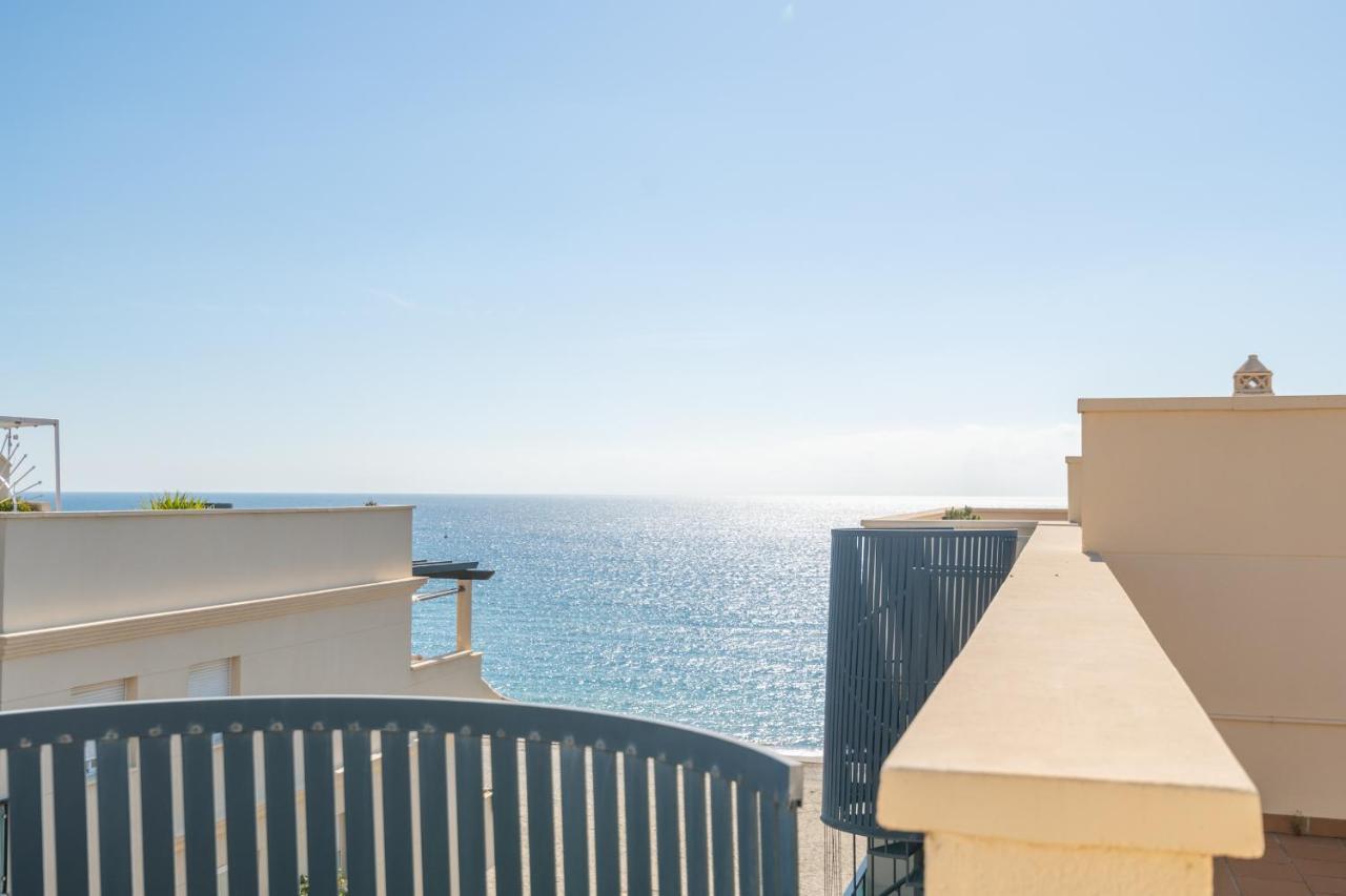 Atico 2 Terrazas Junto Al Mar By Rent Me Lejlighed Estepona Eksteriør billede